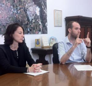 L'assessore Claudia Mazza col sindaco Federico Binatti